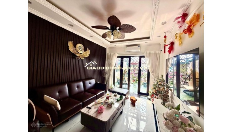 Xu hướng bán bất động sản đang dịch chuyển mạnh sang đa kênh (omnichannel), kết hợp online + offline